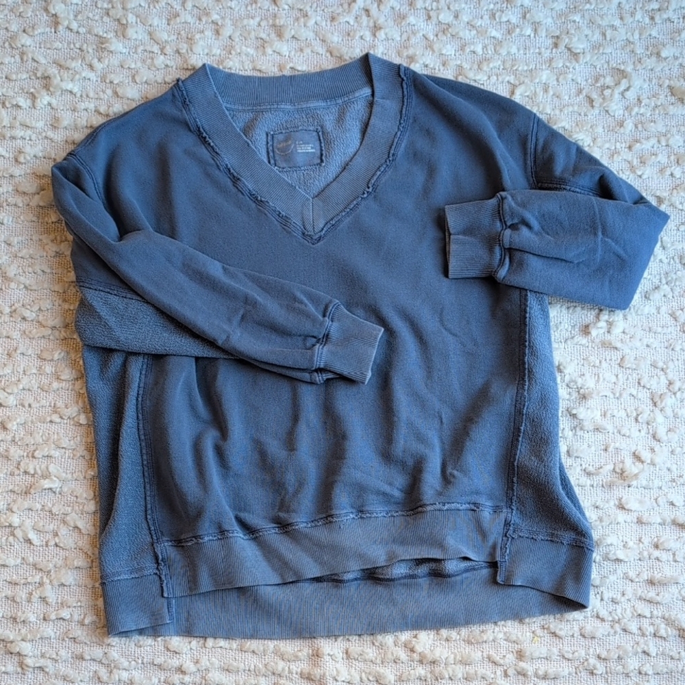 Aerie Vacay Every Day V Neck Sweatshirt Medium Women's Blue Slate